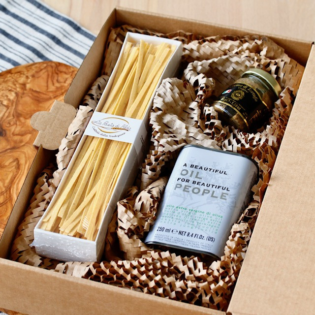 GOURMET BOX poklon tjestenina od jaja s tartufima i kremom od crnog tartufa