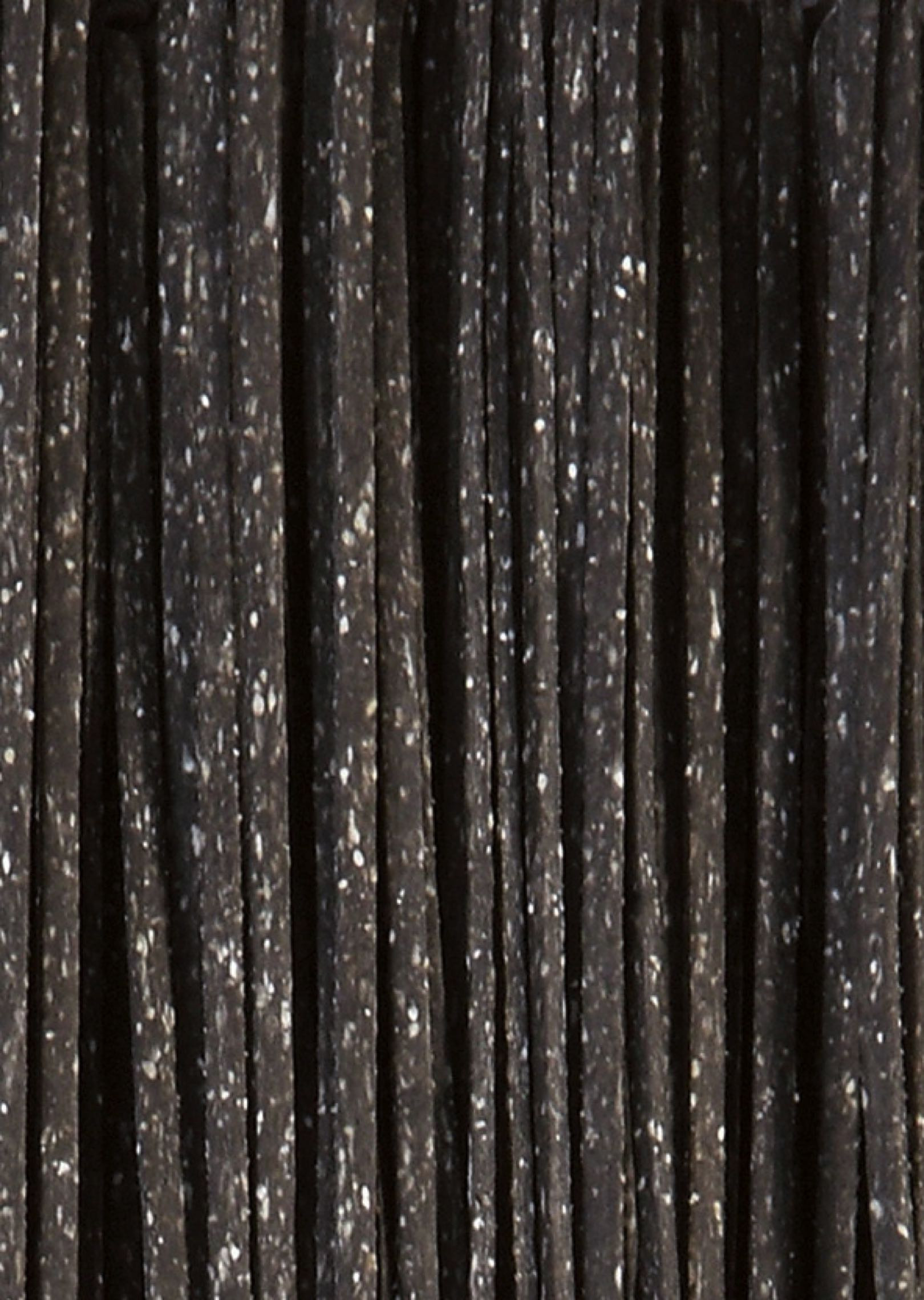 Chitarrine sa crnilom od sipe i jajima