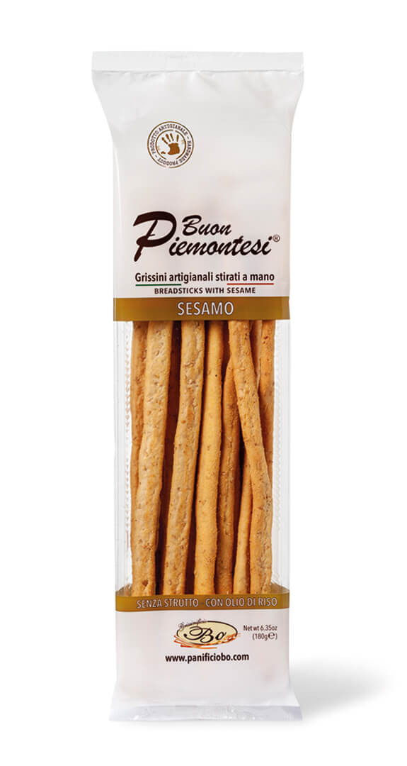 Ručno izrađeni hrskavi dugi grisini štapići sa sezamom